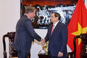 img4254-169525327247421459794401-300x200