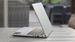 Laptop Acer Swift Go 14 trang bị công nghệ AI